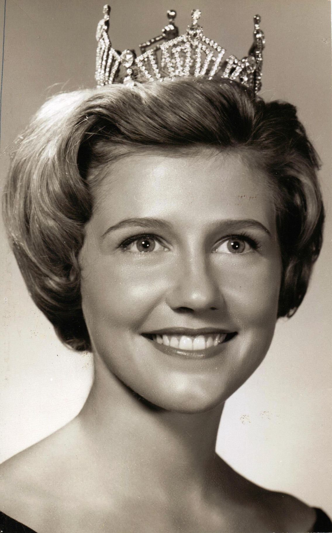 1963
